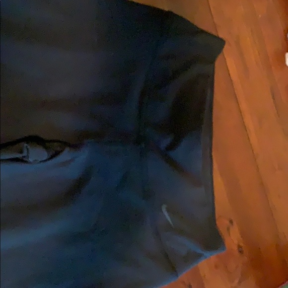 NIKE DRI-FIT BLACK CAPRI’S SMALL - Picture 4 of 5